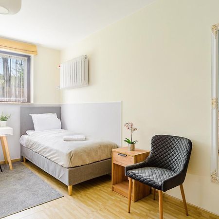P&O Apartments Juhasow - Wawer Varsovie Extérieur photo